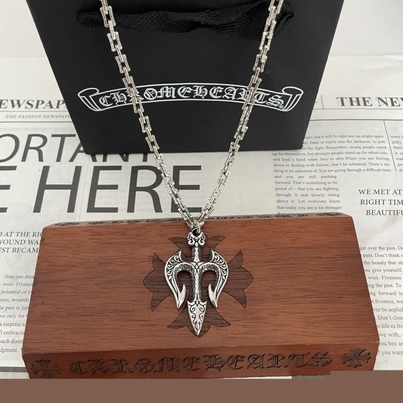 Ch**me He**ts necklaces